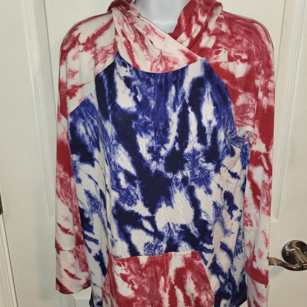 Lularoe Ty Dye Amber Hoodie Sz M NWT